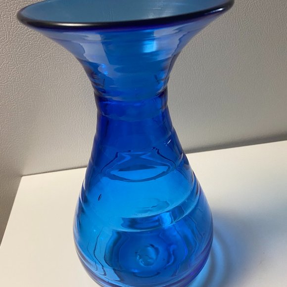 Vase Blue Glass - Picture 1 of 2